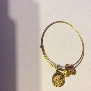 Gold Alex&ani "sister"