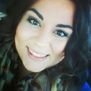 Meet your Posher, Amber