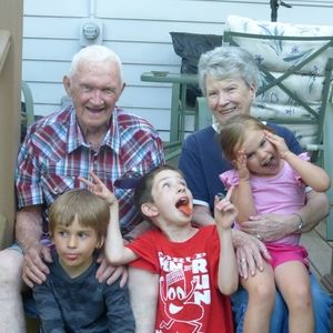 Meet your Posher, Lori