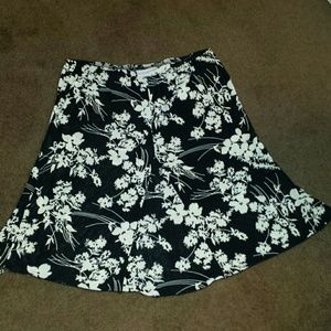 Plus size Floral print Skirt, excellent condition