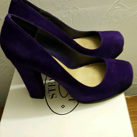 Suede shoes - Picture 1 of 2