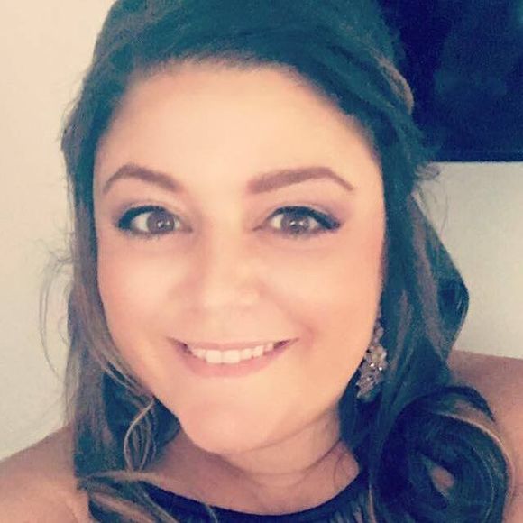 Meet your Posher, Ashley - Picture 2 of 2