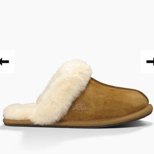 UGG- Scuffette II Slippers (Chestnut)