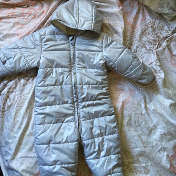 OLDNAVY infant snow suit