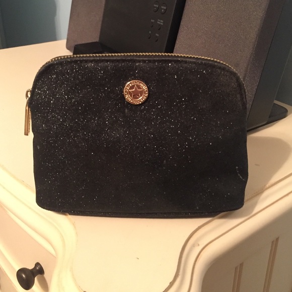 Glitter bare minerals make up bag.