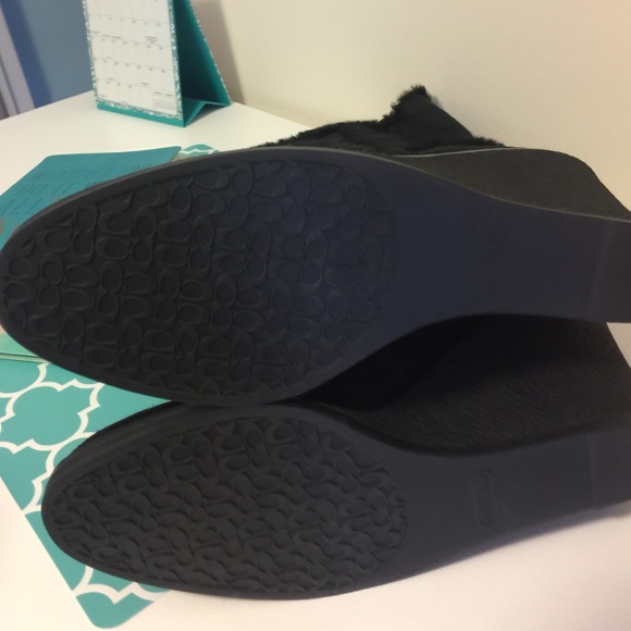 Authentic Coach Boots Brand New Size 9.5 - Picture 4 of 4