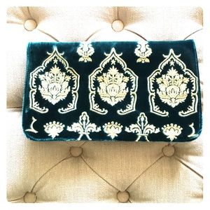 Shiraleah Clutch Purse
