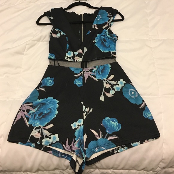 Mid-sheer Floral Romper