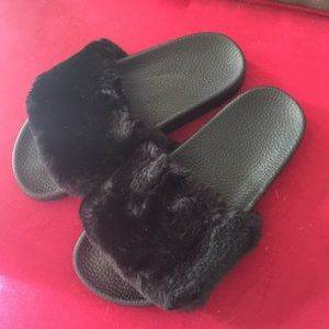 Black furry slides