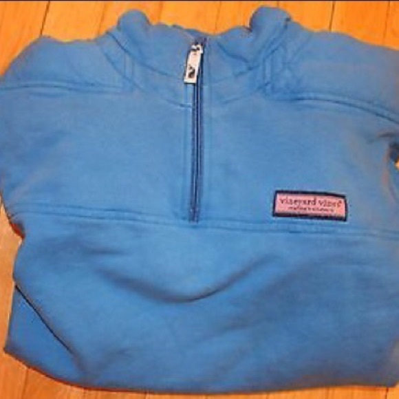 Vineyard vine  pullover