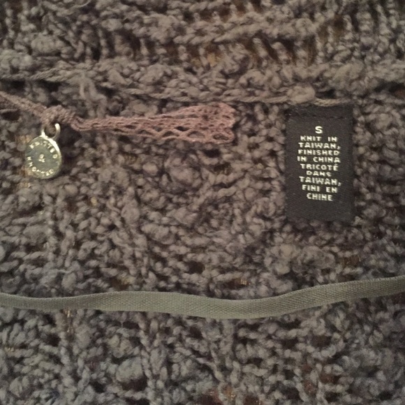 Anthropologie Knitted & Knotted Gray Cardigan - Picture 2 of 4