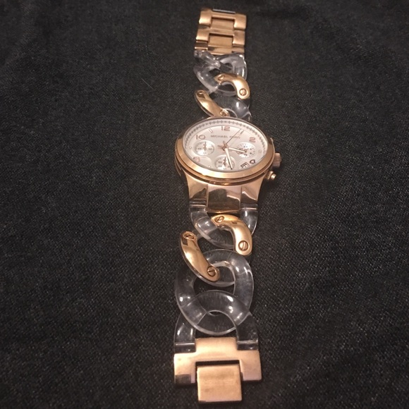 Michael Kors Watch - Picture 2 of 3