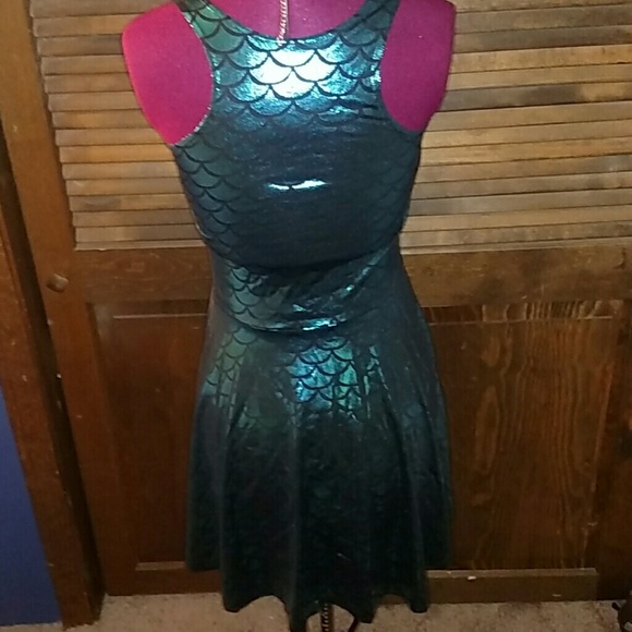 Mermaid Party Dress - Picture 4 of 4