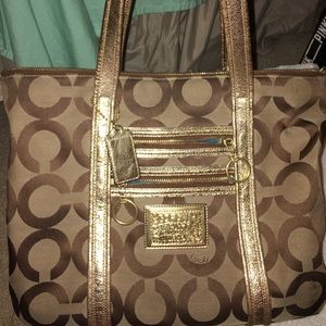 COACH poppy purse and wallet/wristlet