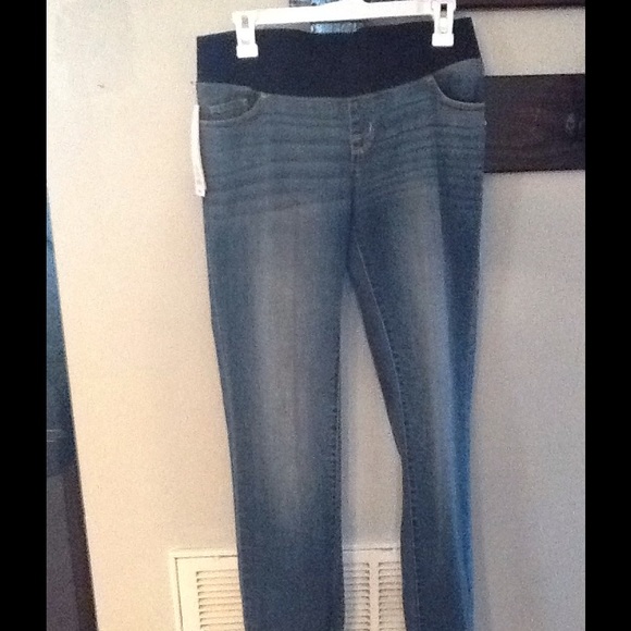 Liz Lange Maternity Jeans