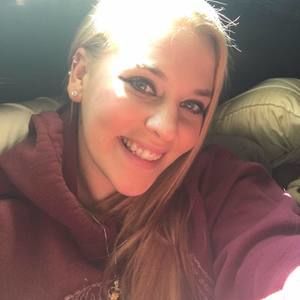 Meet your Posher, Whitney