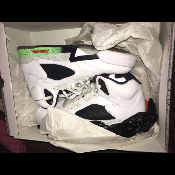 Space jam 5 s