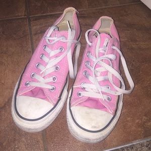 Pink converse size 7 women's