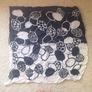 Black and white ladies vintage scarf