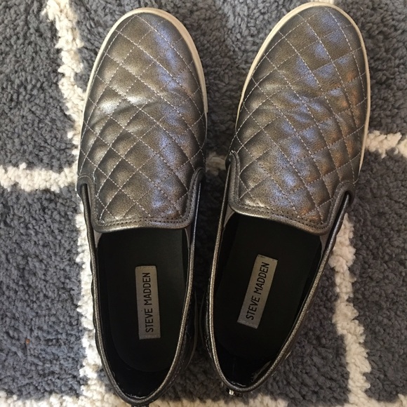 Steve Madden gun metal slip ons