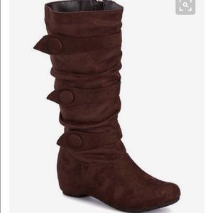 Dark brown boots