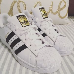 Women's Superstar Black and White Adidas