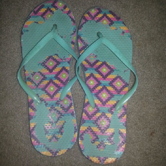 Flip Flops - Picture 3 of 4
