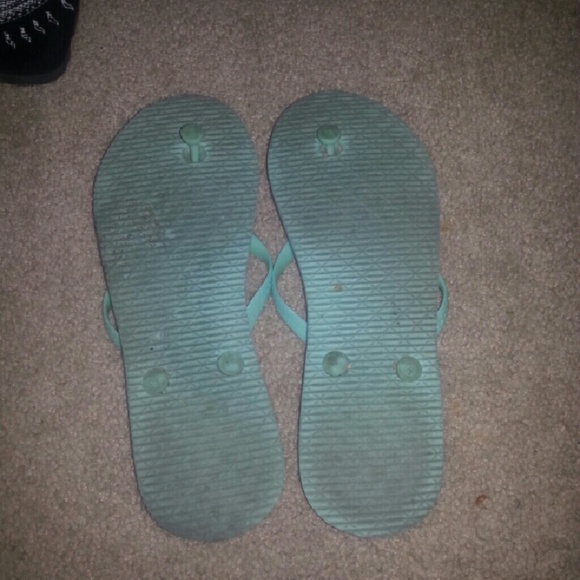 Flip Flops - Picture 4 of 4