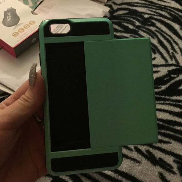 Case - Picture 2 of 2