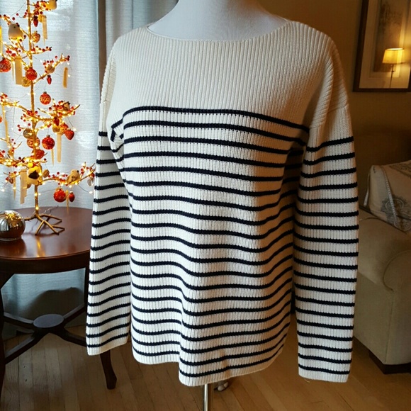 Gap Sweater