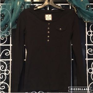 Very cute Poof black long sleeve shirt Med ❣️