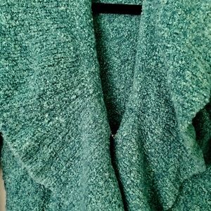 Victoria secret sweater/ moda international