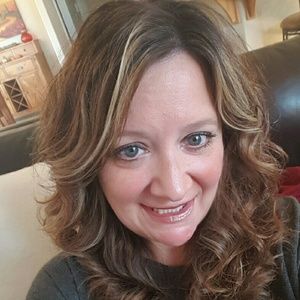 Meet your Posher, Marcia