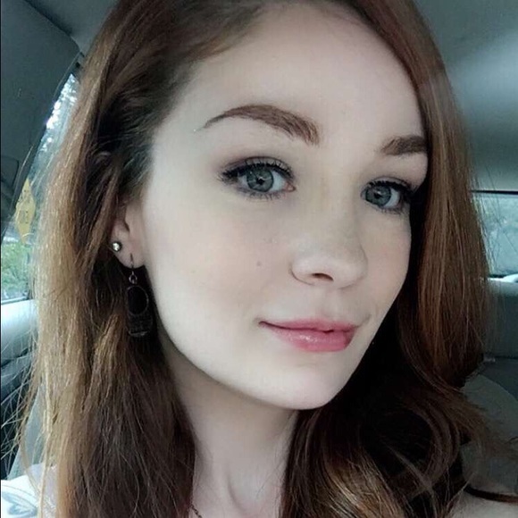 Meet your Posher, Robin - Picture 1 of 1