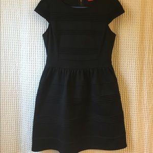 NWT Perfect 'Little Black Dress' by Elle, size 8