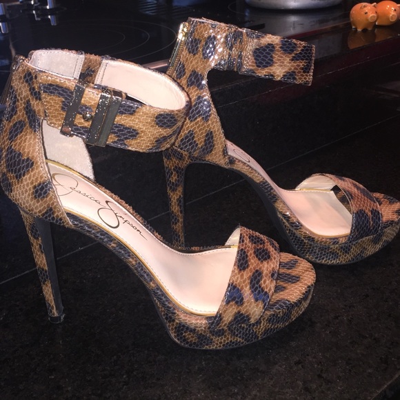 Jessica Simpson heels!
