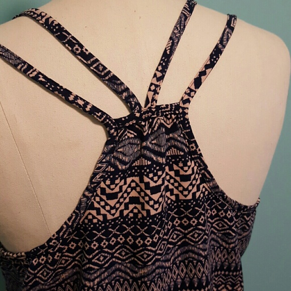 Pink Rose Patterned Tank - Picture 3 of 3