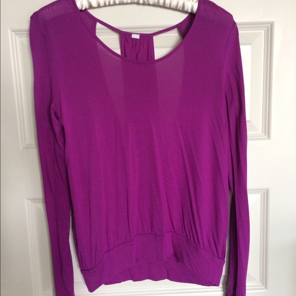 Alo Yoga T-Back Pullover