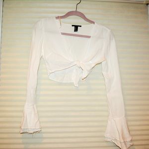 flare sleeve crop top