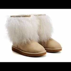 white uggs with fur white uggs with fur