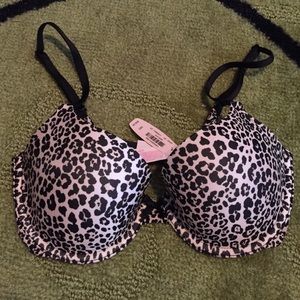 Victoria's Secret - Demi 32D