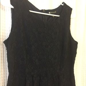 NWT Valerie Bertinelli Navy Lace Dress, size 8