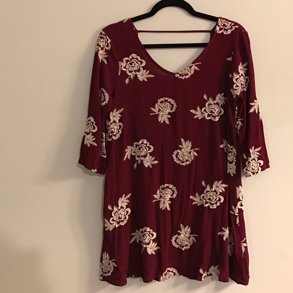 Maroon and White Floral Low-back Dress