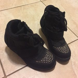 Girls Steve Madden wedge sneakers