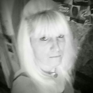 Meet your Posher, Tonya