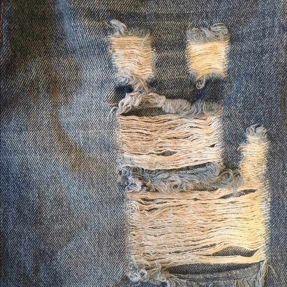 Jean mini skirt! - Picture 2 of 2