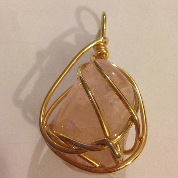 Pink Quartz gold pendent - Picture 1 of 3