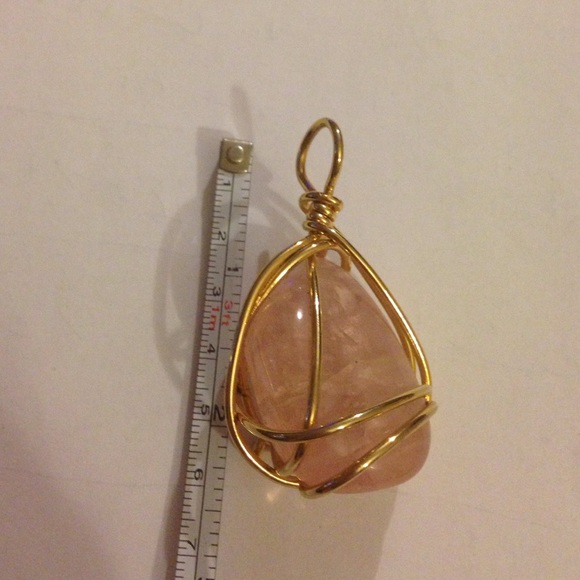 Pink Quartz gold pendent - Picture 3 of 3