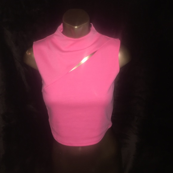 HOT PINK GUESS CROP TOP