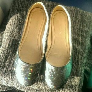 Iridescent flats